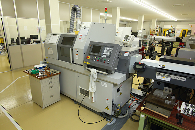 NC lathe